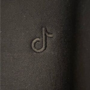 TIK TOK logo sweatshirt Medium NEW